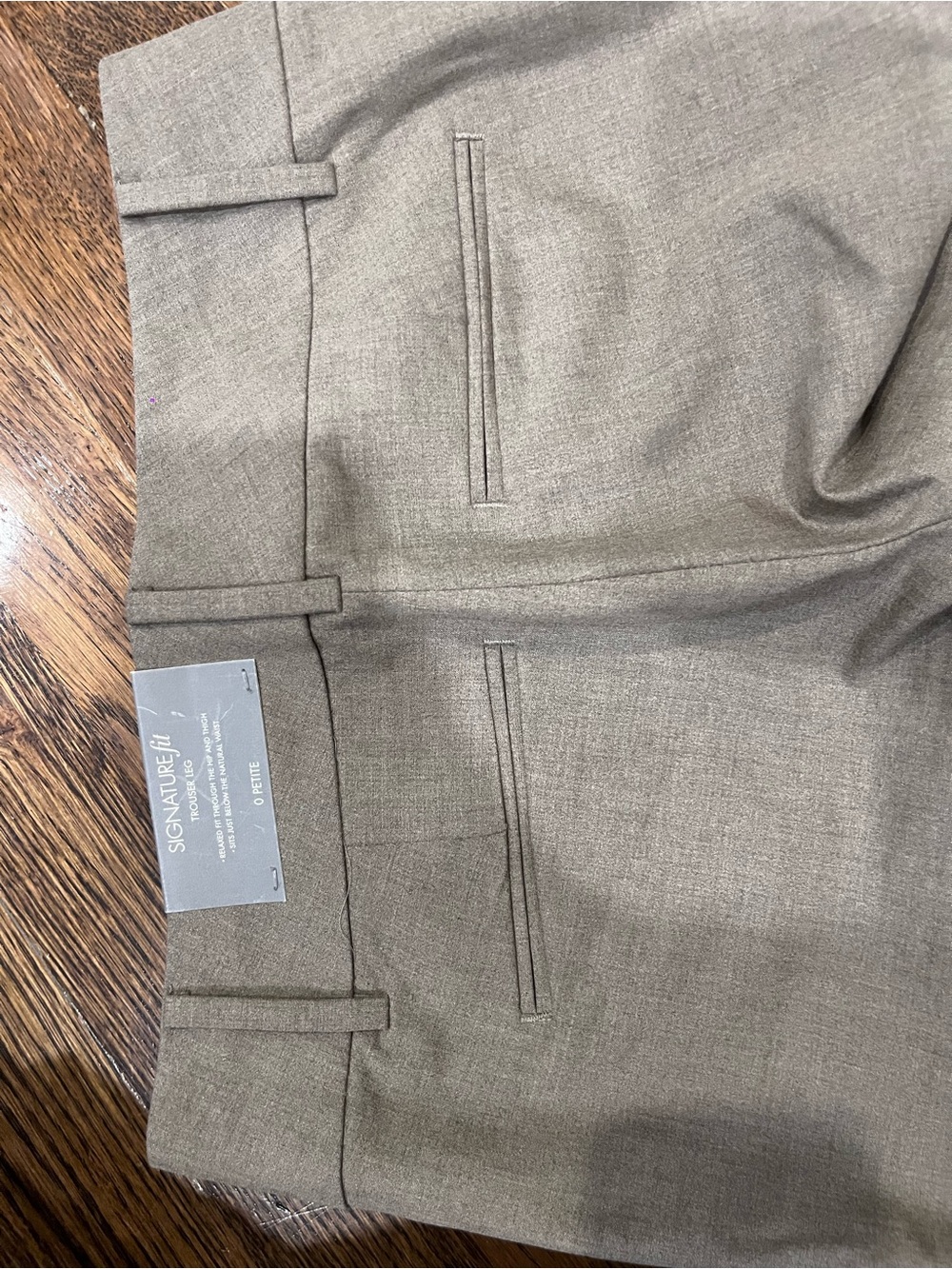 Ann Taylor Women’s Light Gray Dress Pants - Picture 4 of 6